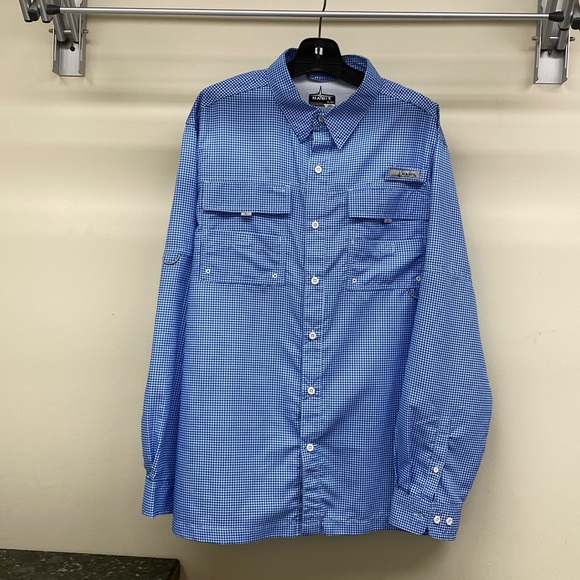 Fly fishing shirt in excellent condition. Never worn. - Picture 1 of 5